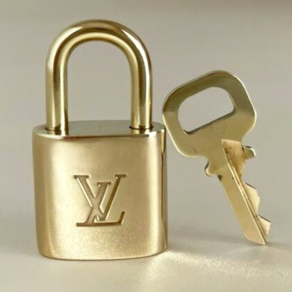 MINT AUTHENTIC Louis Vuitton Lock & Key Gold Brass Numbers Vary